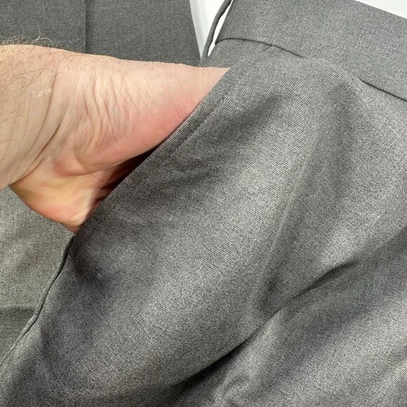 Van Heusen Men's Size 40x29 Pant Traveler Classic Fit Flat Front Gray New - Picture 16 of 16